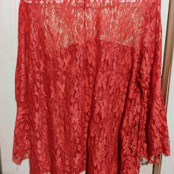 Front of Closet Plus 3x Red Lace Peasant Blouse with White Lace & Cord Detail - Picture 7 of 9